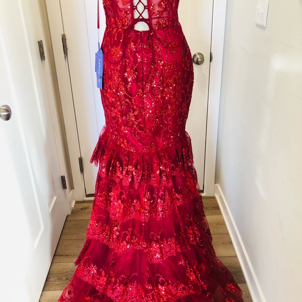 STRAPLESS LAYERED RUFFLE MERMAID DRESS - Picture 5 of 6